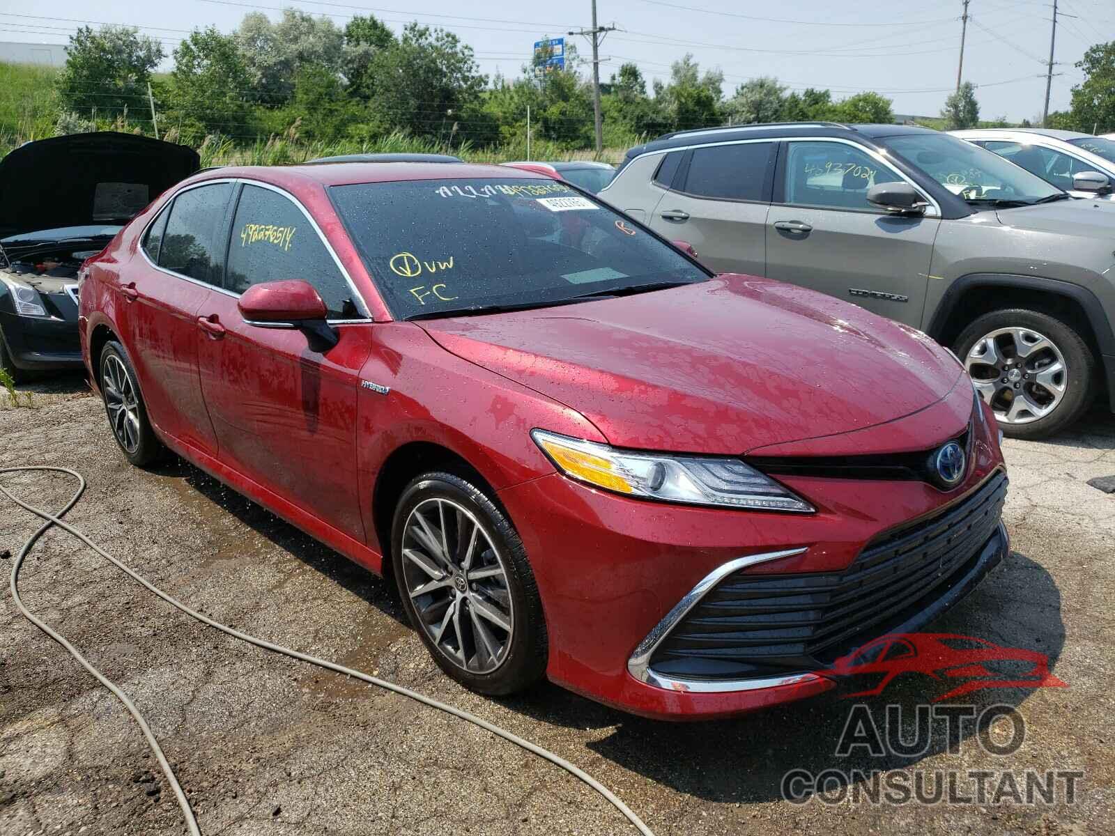 TOYOTA CAMRY 2021 - 4T1F31AK4MU021273