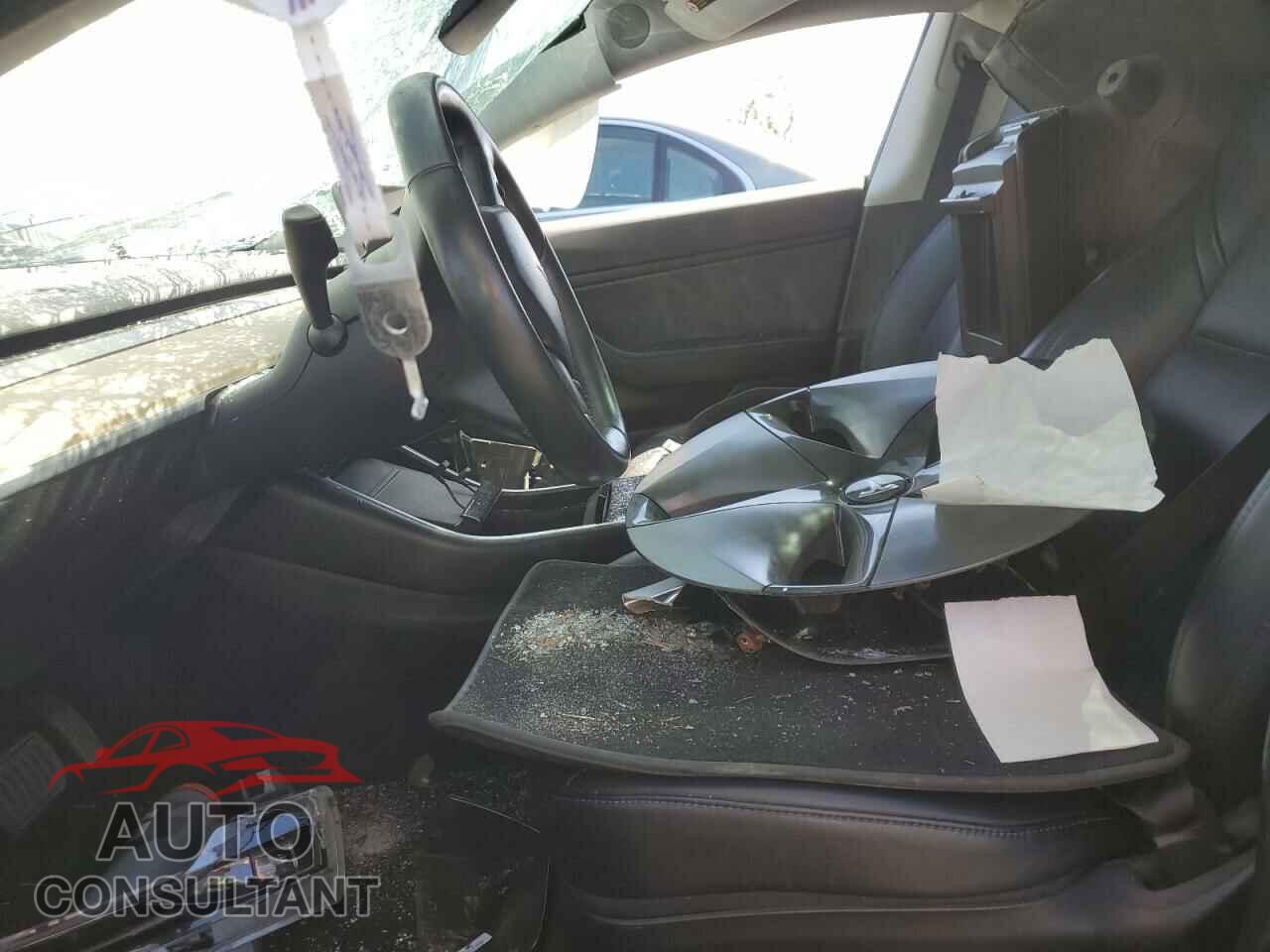 TESLA MODEL 3 2018 - 5YJ3E1EB1JF144206