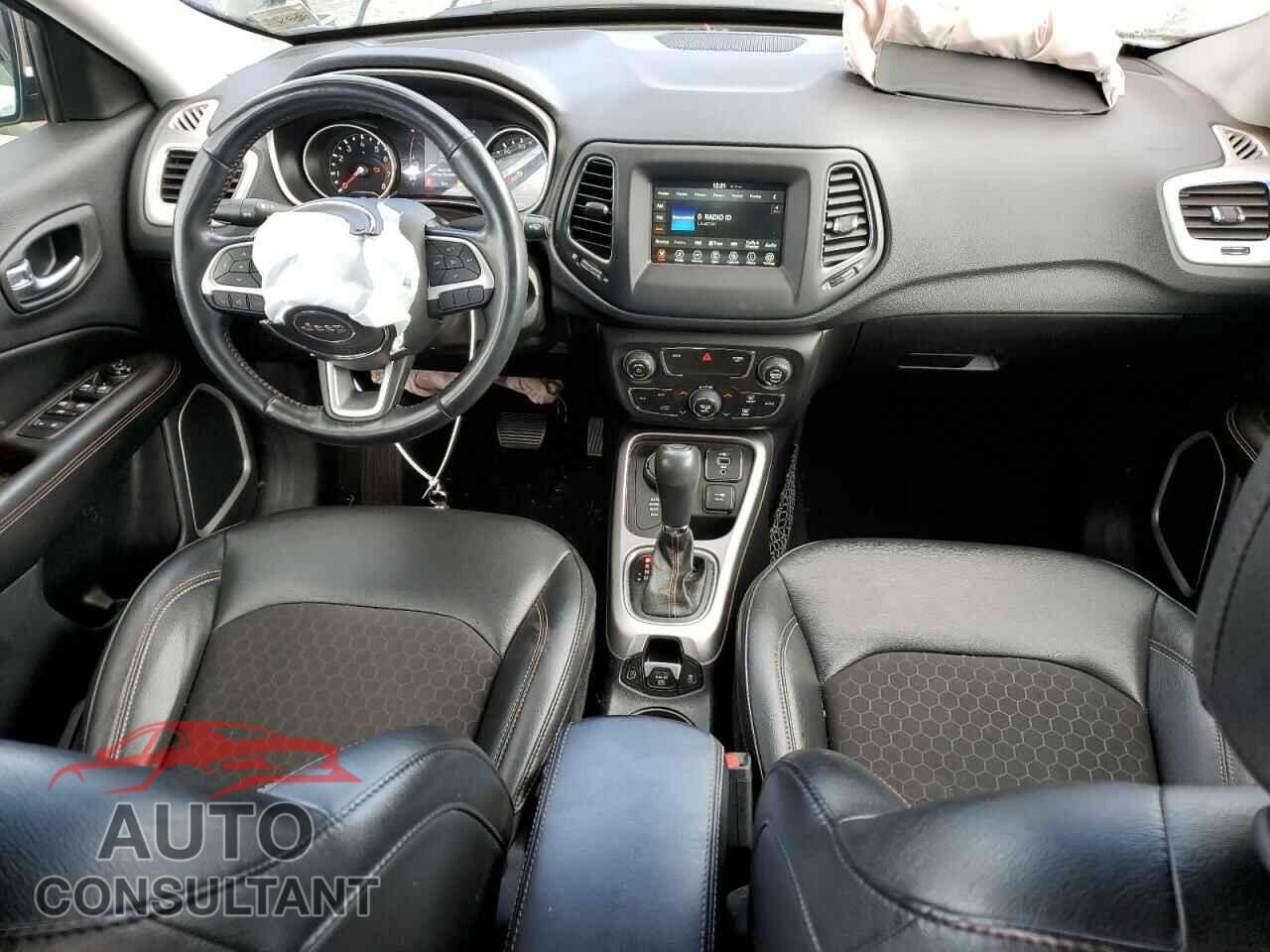 JEEP COMPASS 2020 - 3C4NJDBB6LT209663