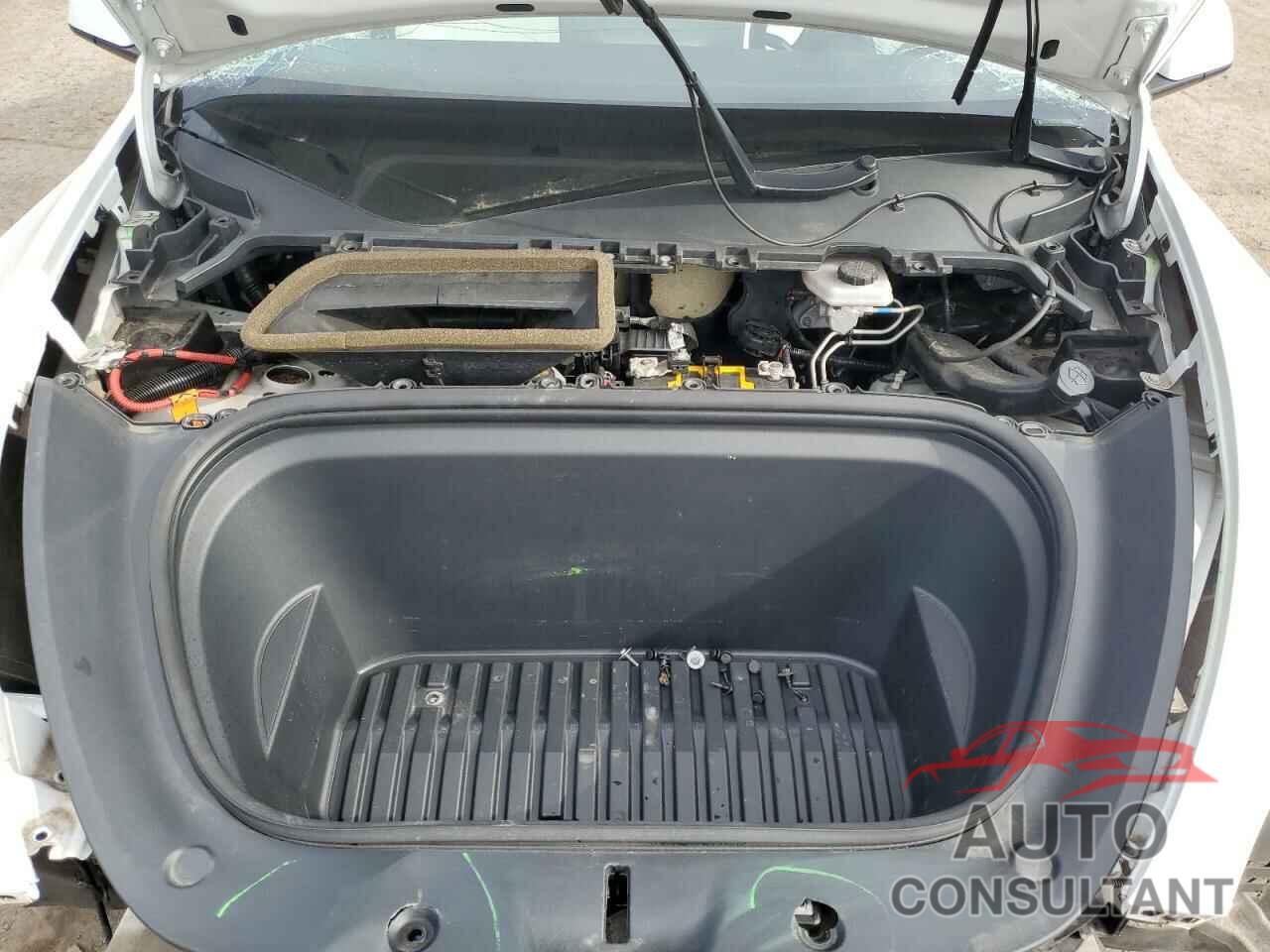 TESLA MODEL Y 2021 - 5YJYGDEEXMF063219