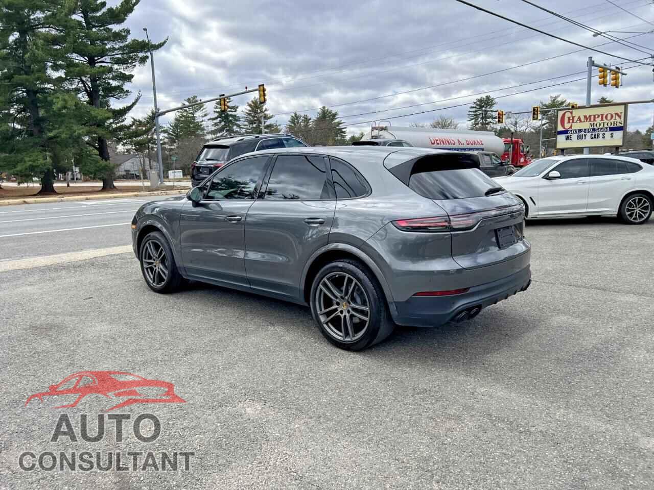 PORSCHE CAYENNE 2019 - WP1AA2AYXKDA11986