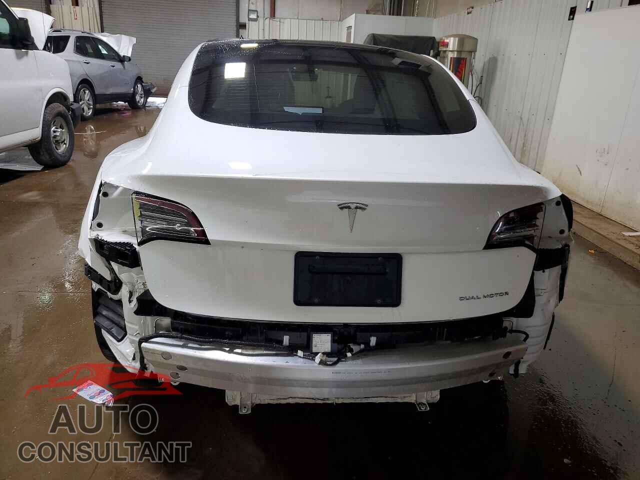 TESLA MODEL 3 2021 - 5YJ3E1EB9MF033505