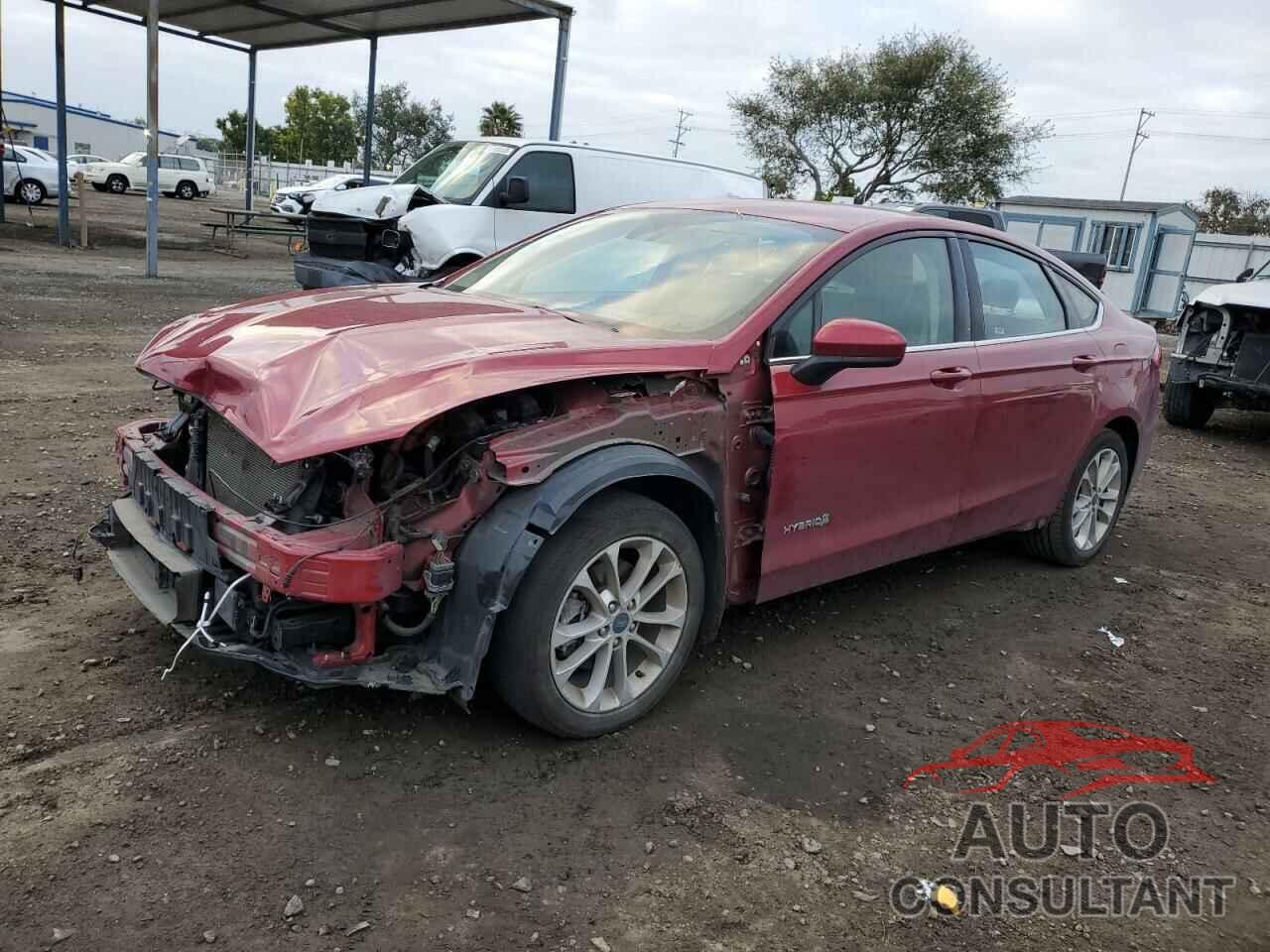 FORD FUSION 2019 - 3FA6P0LU0KR256684