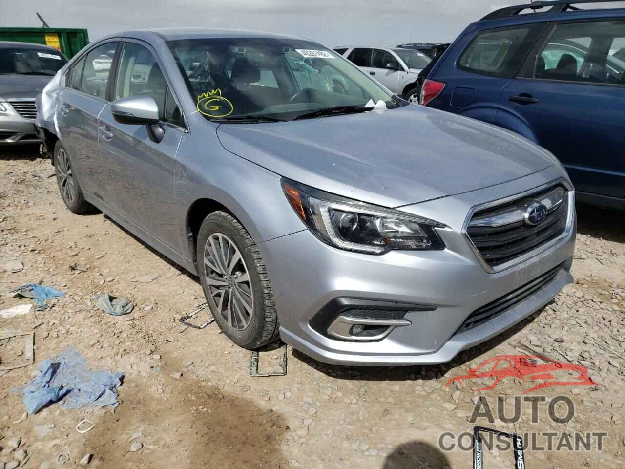 SUBARU LEGACY 2019 - 4S3BNAF68K3038847