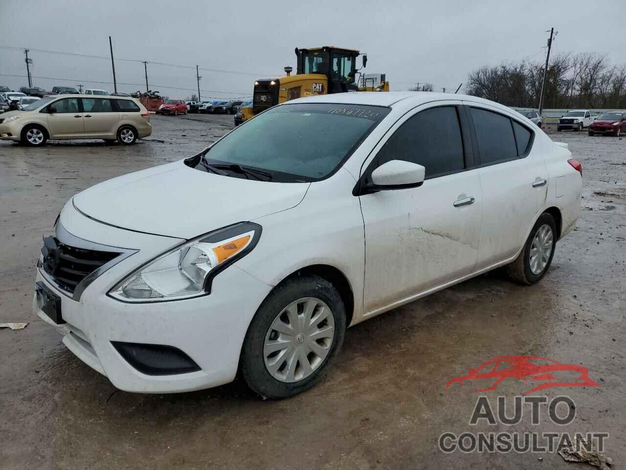 NISSAN VERSA 2018 - 3N1CN7AP0JL800615