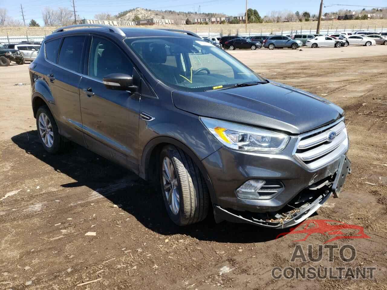 FORD ESCAPE 2017 - 1FMCU9J93HUA50538