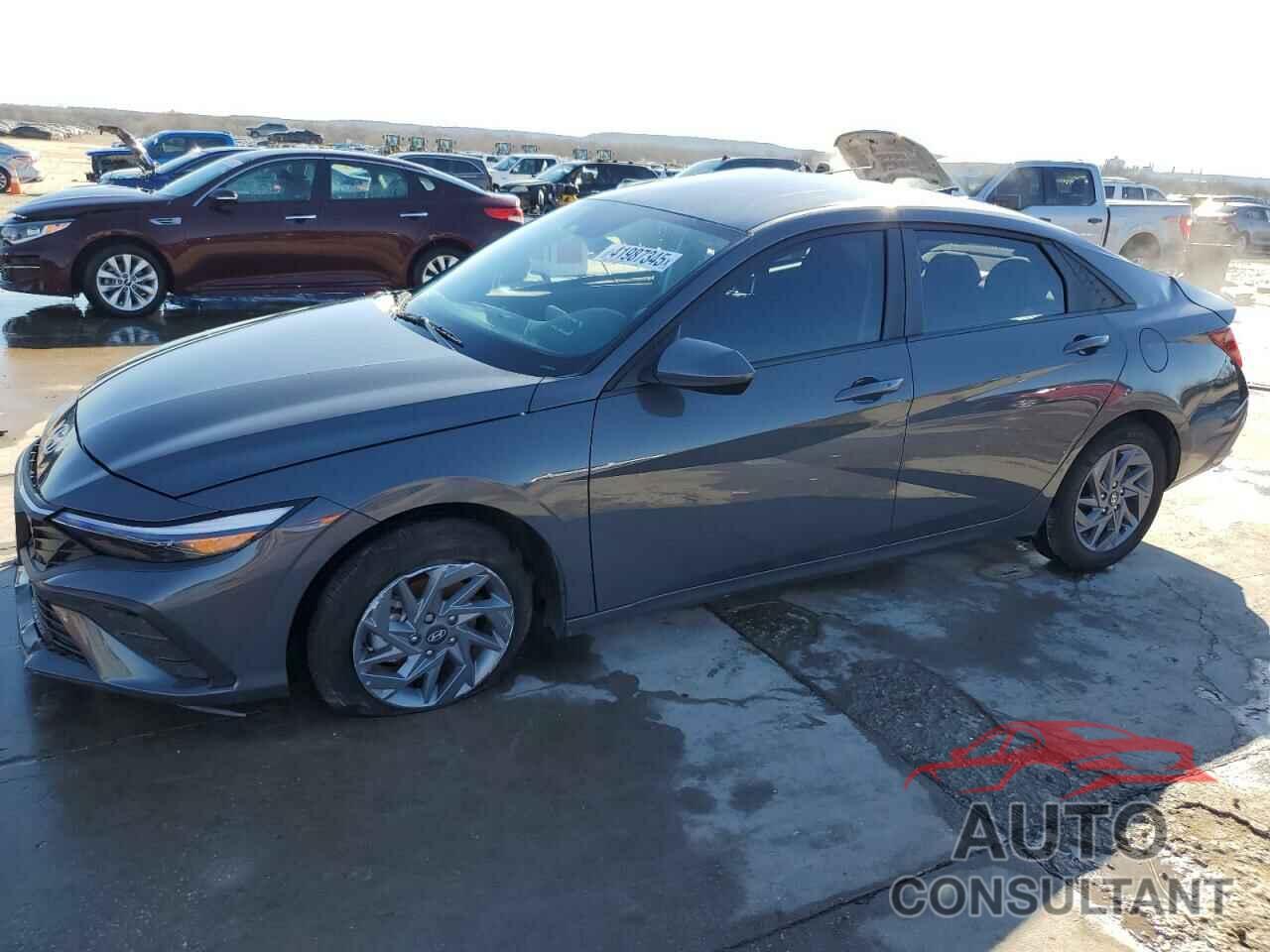 HYUNDAI ELANTRA 2024 - KMHLM4DG8RU789712