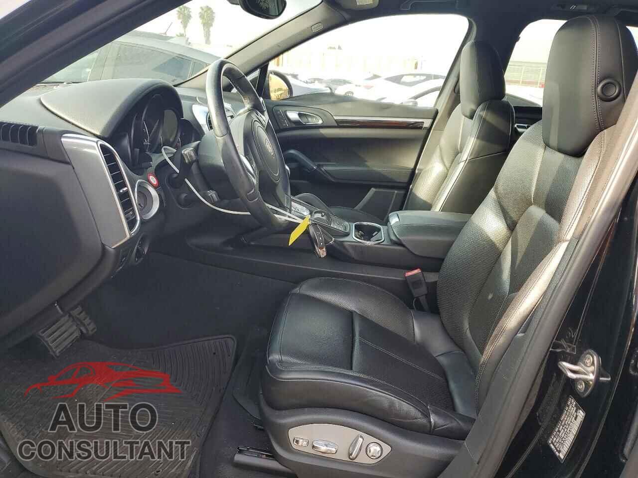 PORSCHE CAYENNE 2012 - WP1AA2A24CLA09556
