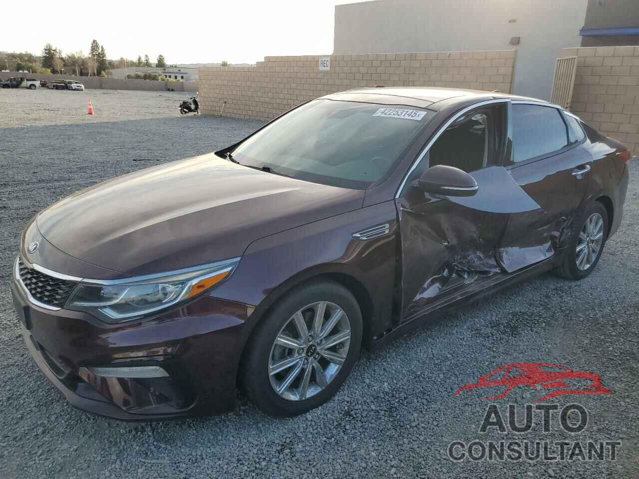 KIA OPTIMA 2019 - 5XXGU4L17KG303857