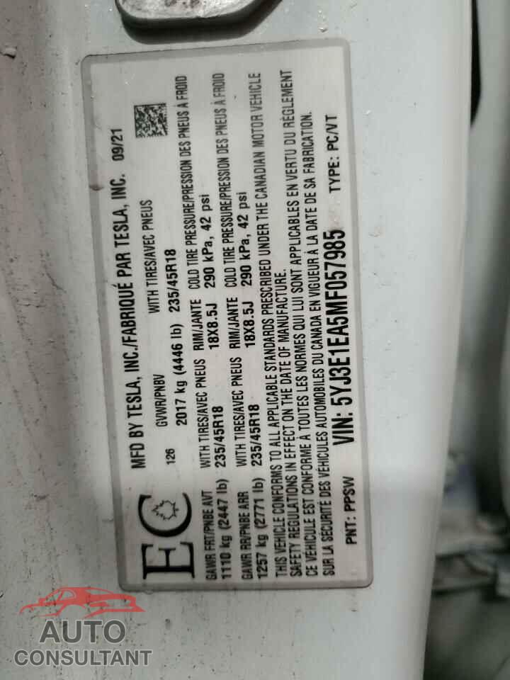 TESLA MODEL 3 2021 - 5YJ3E1EA5MF057985