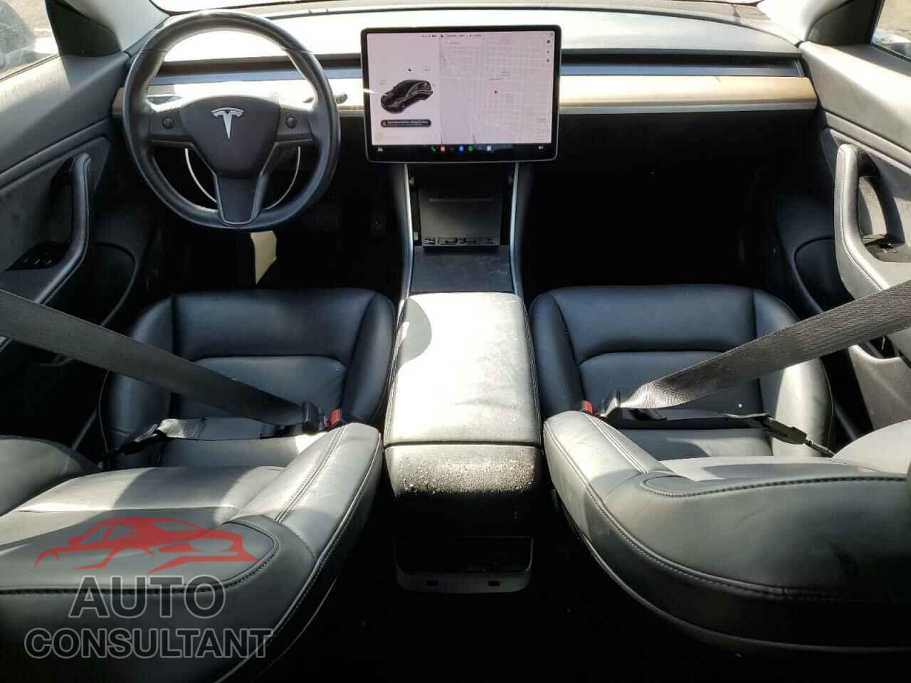 TESLA MODEL 3 2019 - 5YJ3E1EA5KF198763