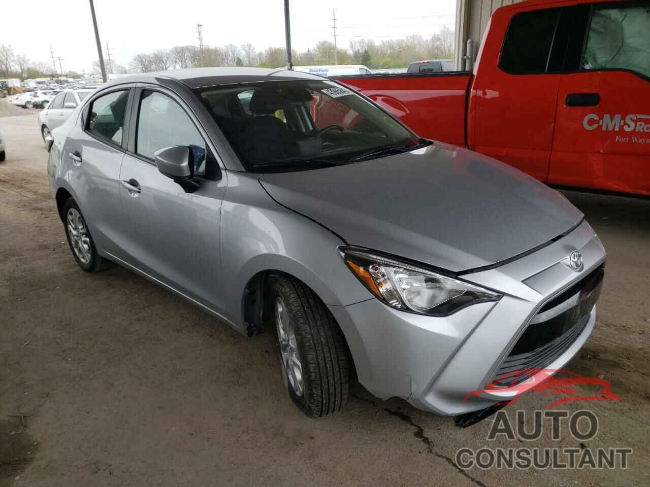 TOYOTA YARIS 2017 - 3MYDLBYV9HY184040