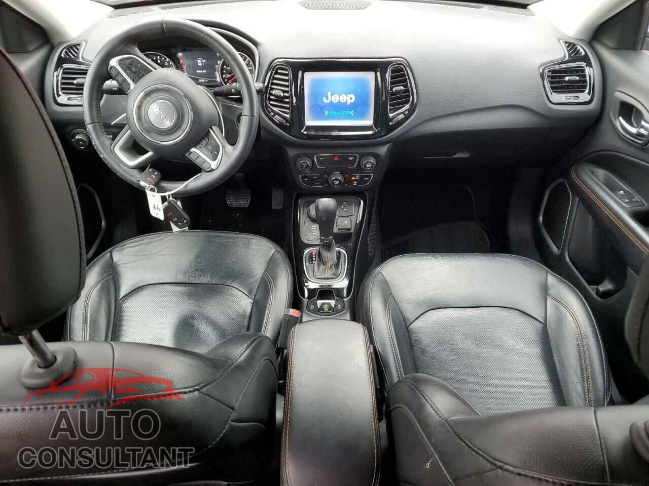 JEEP COMPASS 2019 - 3C4NJDCB8KT768032