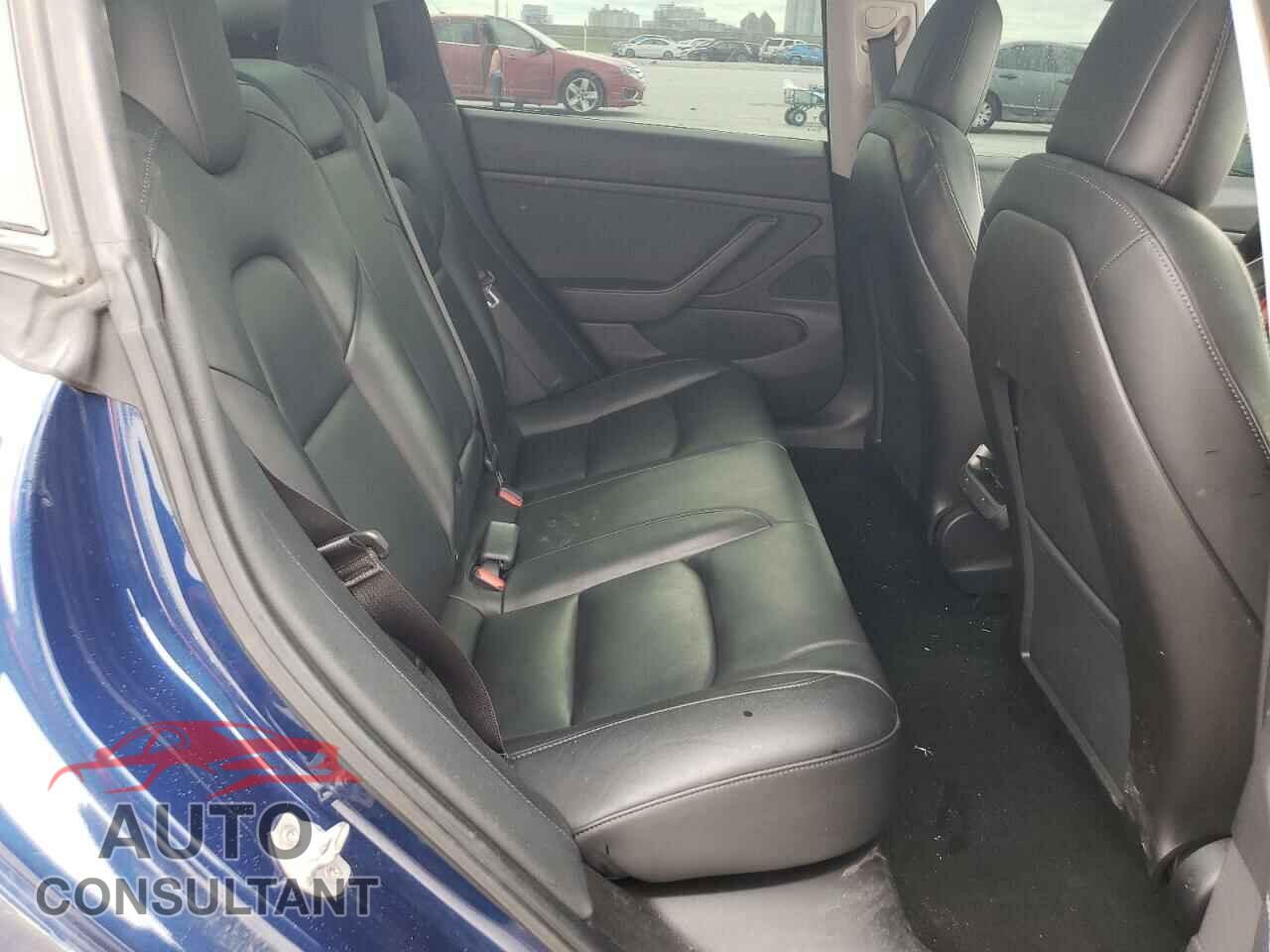 TESLA MODEL 3 2019 - 5YJ3E1EA4KF309352