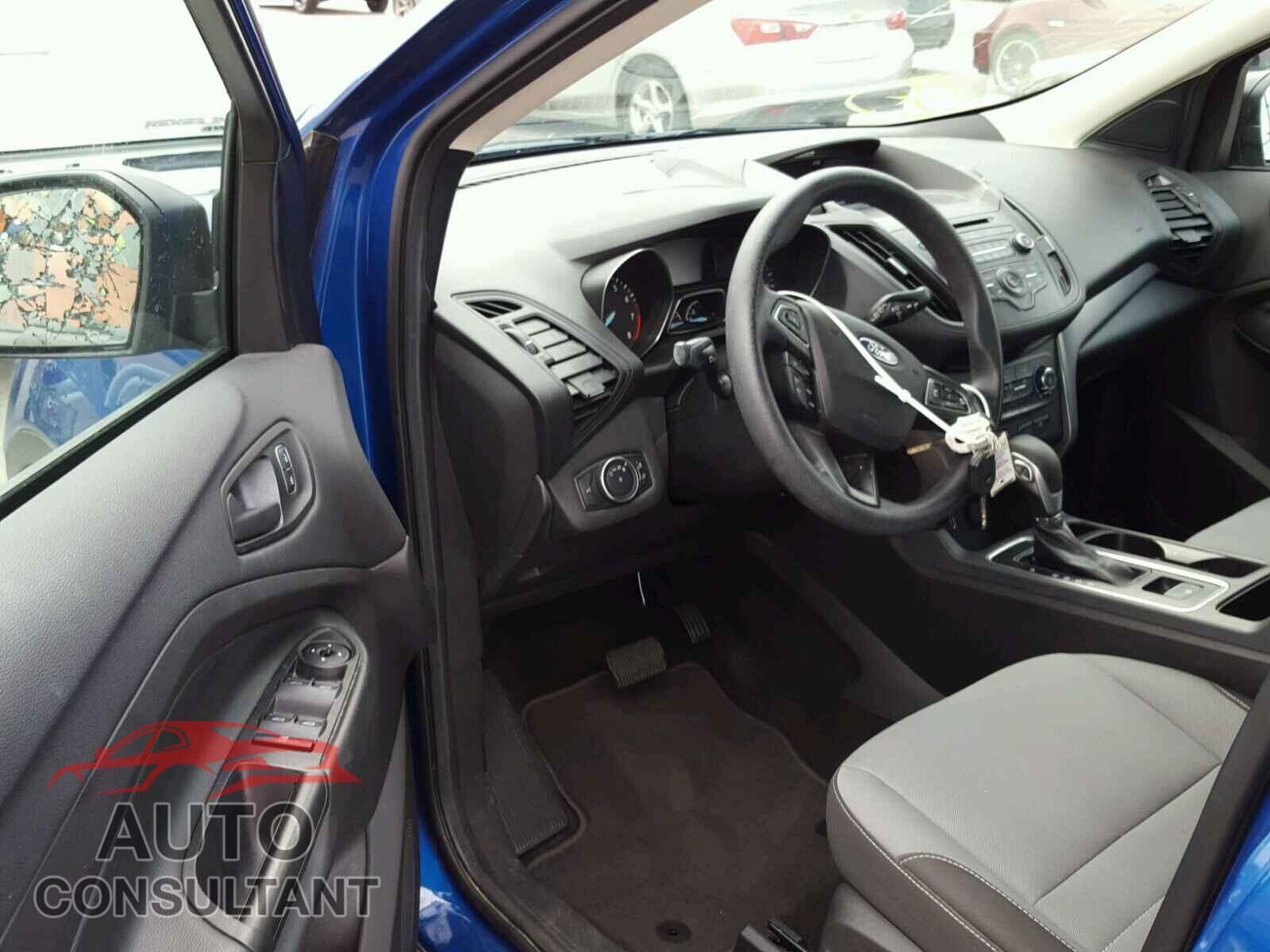 FORD ESCAPE S 2017 - 1FMCU0F77HUD41479