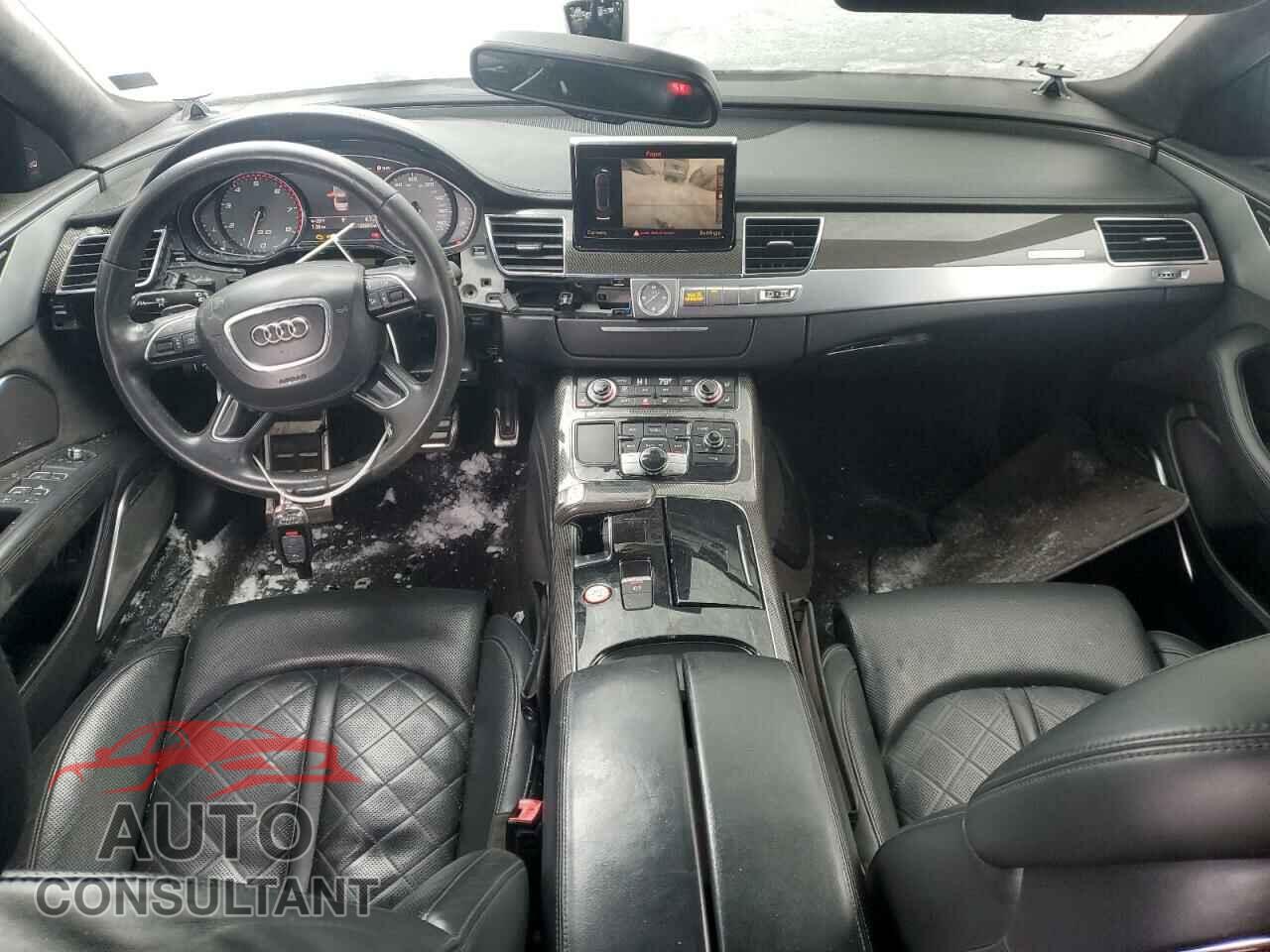 AUDI S8 2013 - WAUD2AFD1DN028715