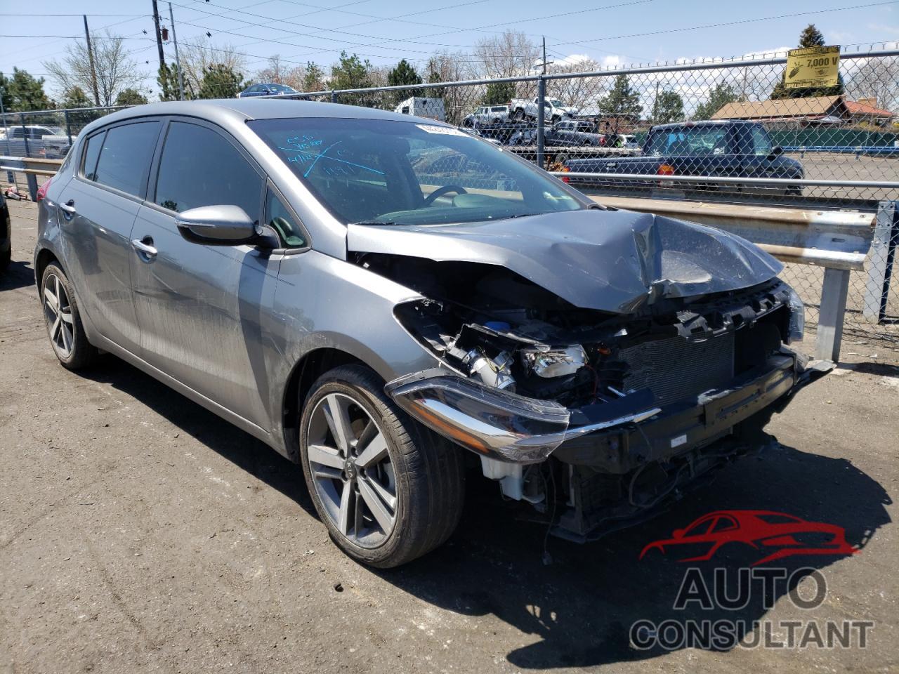 KIA FORTE 2017 - KNAFX5A85H5721191