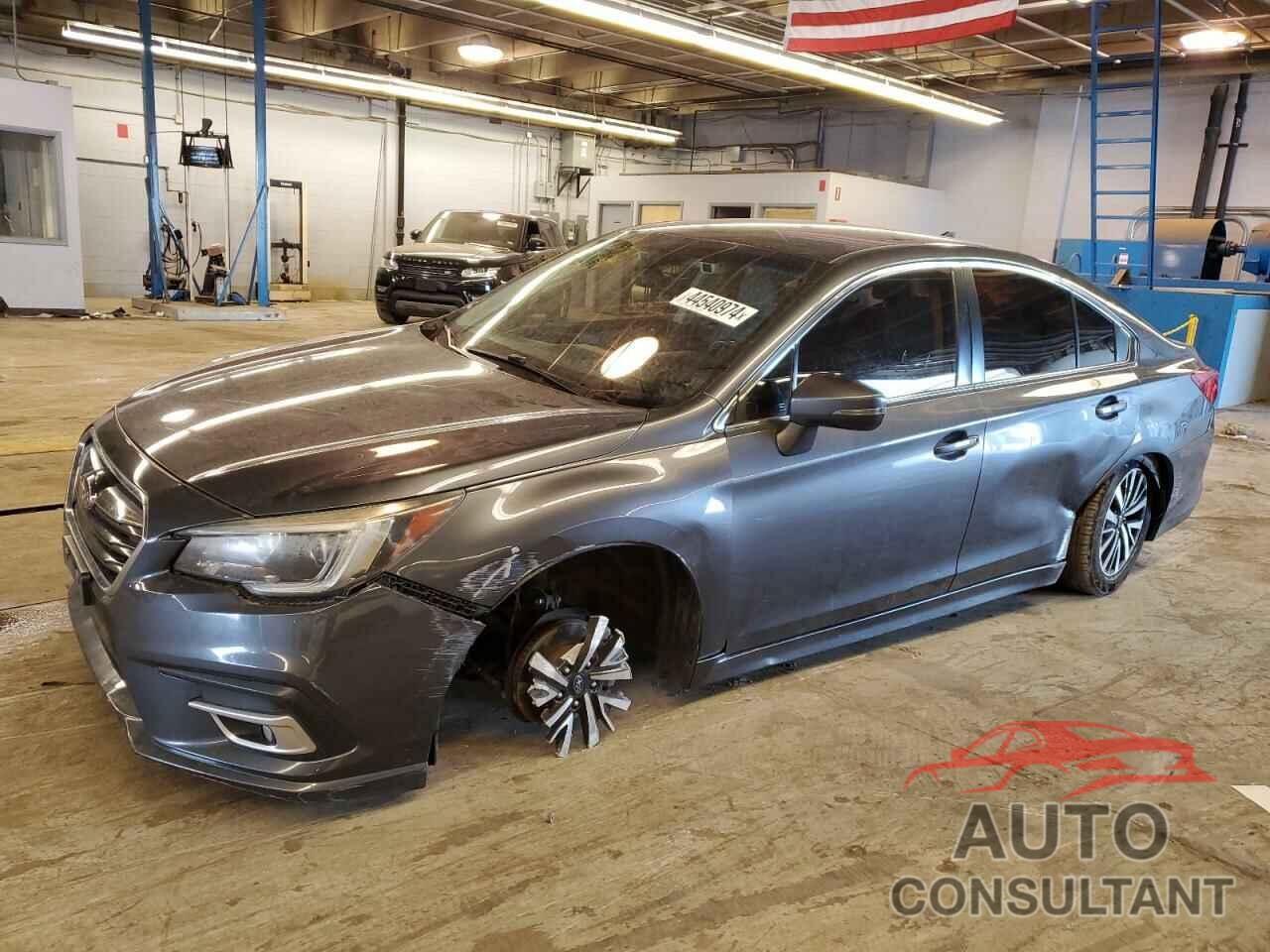 SUBARU LEGACY 2018 - 4S3BNAF67J3019706