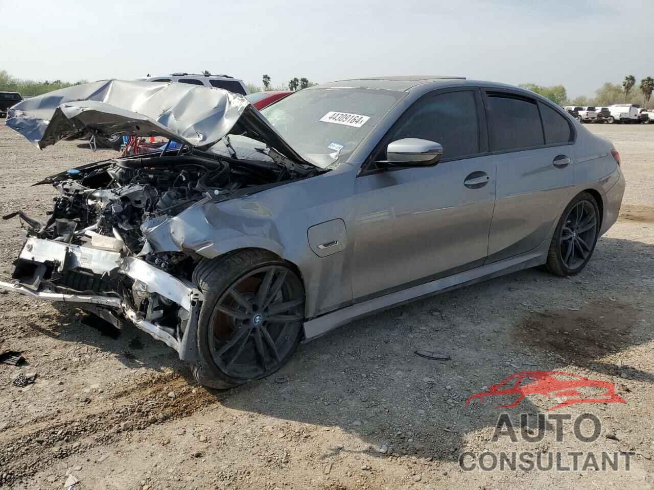 BMW 3 SERIES 2023 - 3MW39FF00P8D27170