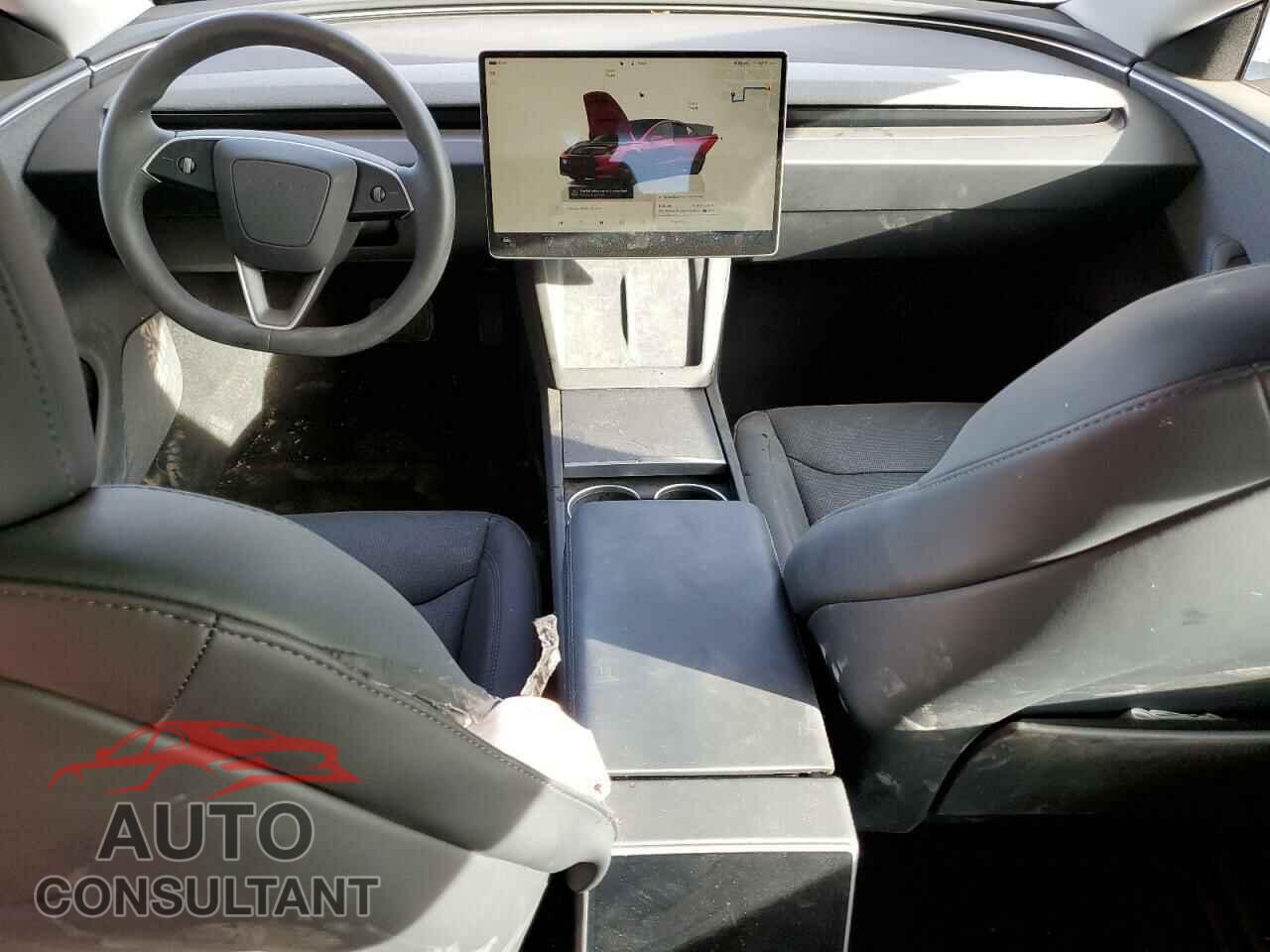 TESLA MODEL 3 2024 - 5YJ3E1EA5RF788732