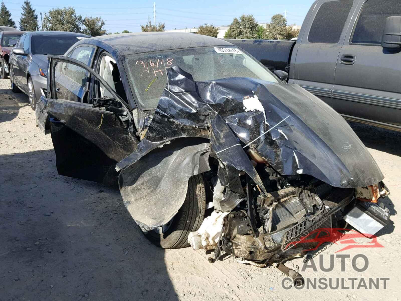 VOLKSWAGEN PASSAT 2018 - 1VWAA7A39JC001356