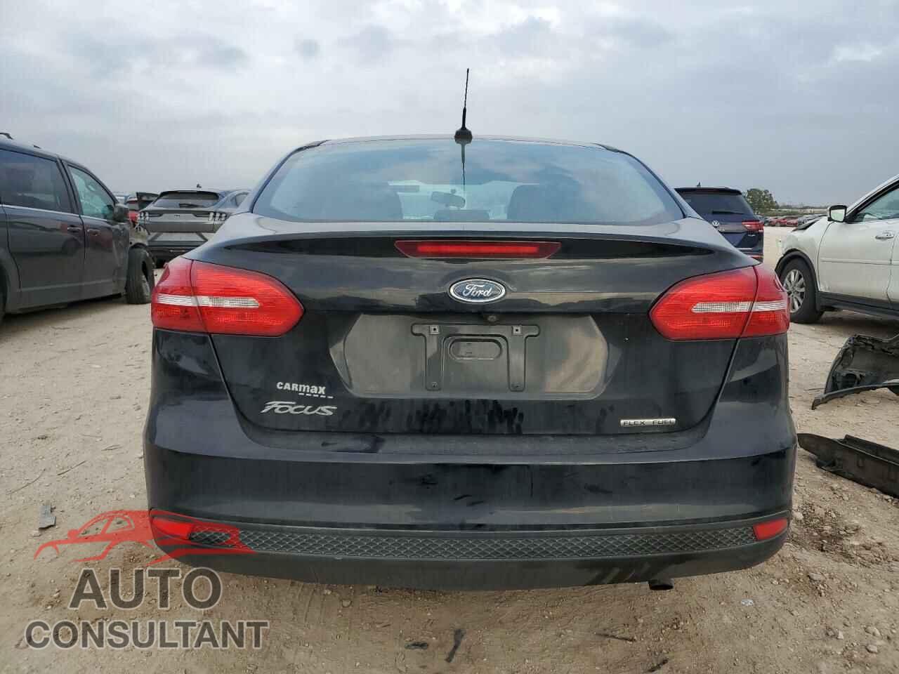 FORD FOCUS 2016 - 1FADP3E22GL297232