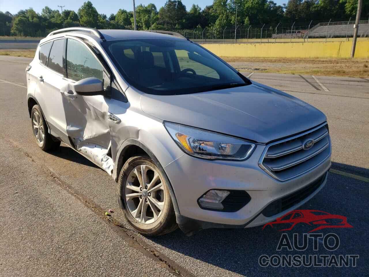 FORD ESCAPE 2018 - 1FMCU0GD8JUA16382