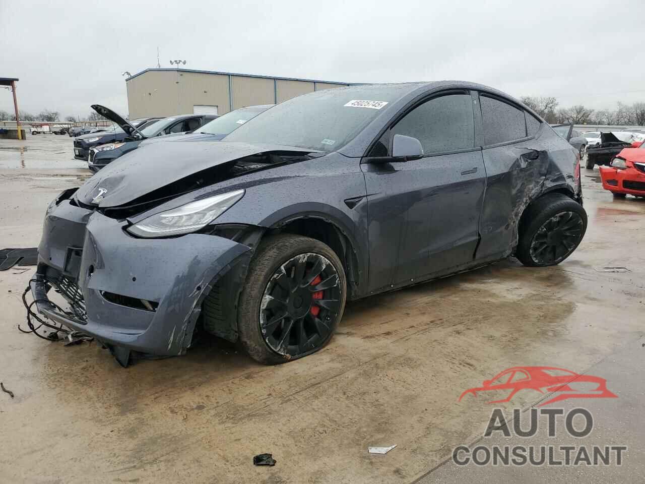TESLA MODEL Y 2020 - 5YJYGDEE1LF041737
