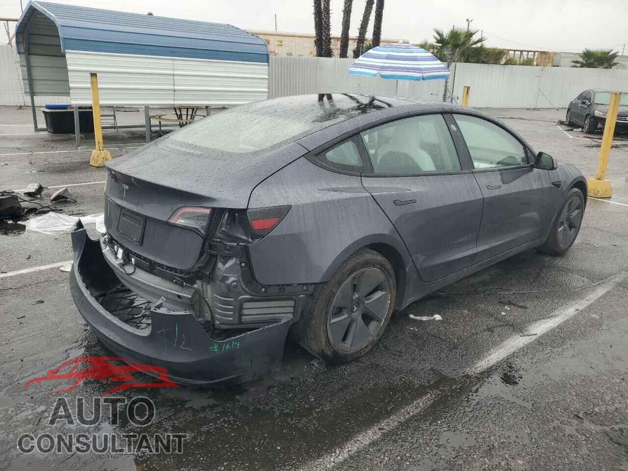 TESLA MODEL 3 2023 - 5YJ3E1EA4PF711900