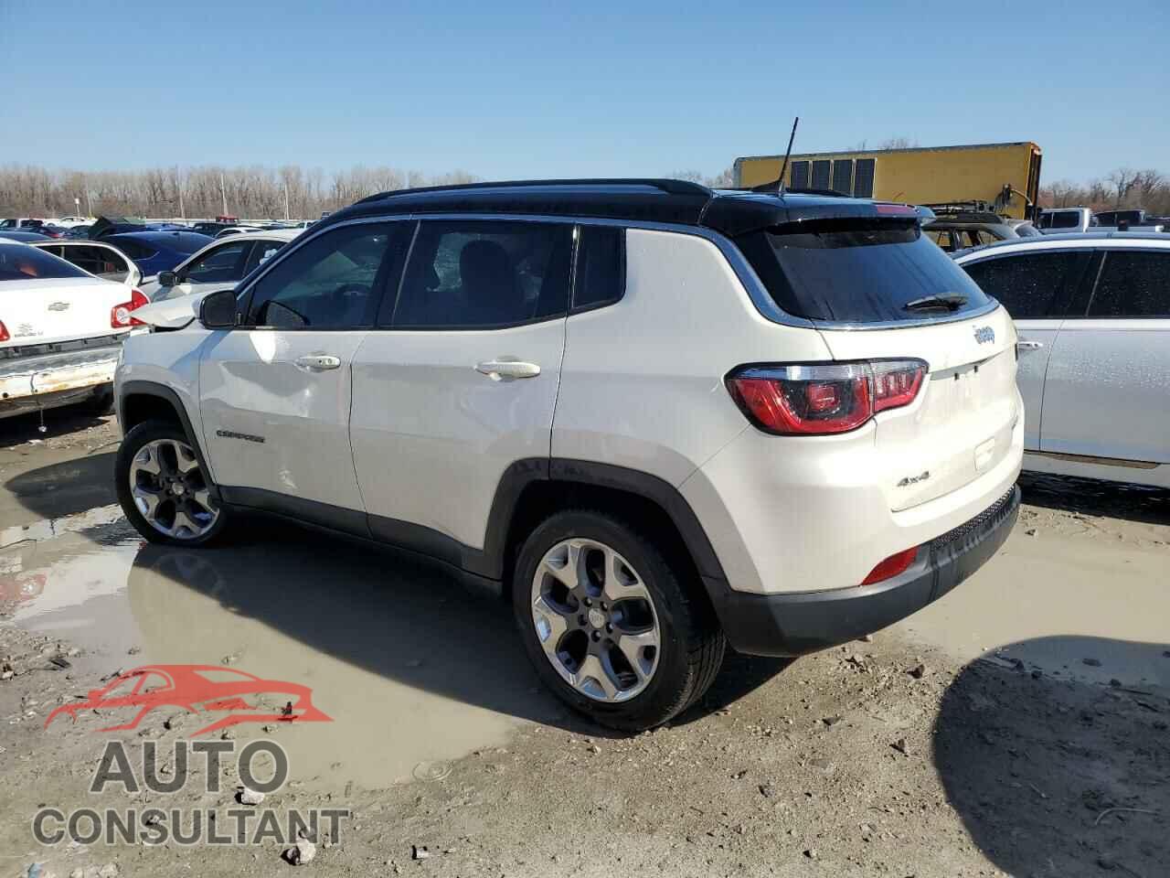 JEEP COMPASS 2018 - 3C4NJDCBXJT239101