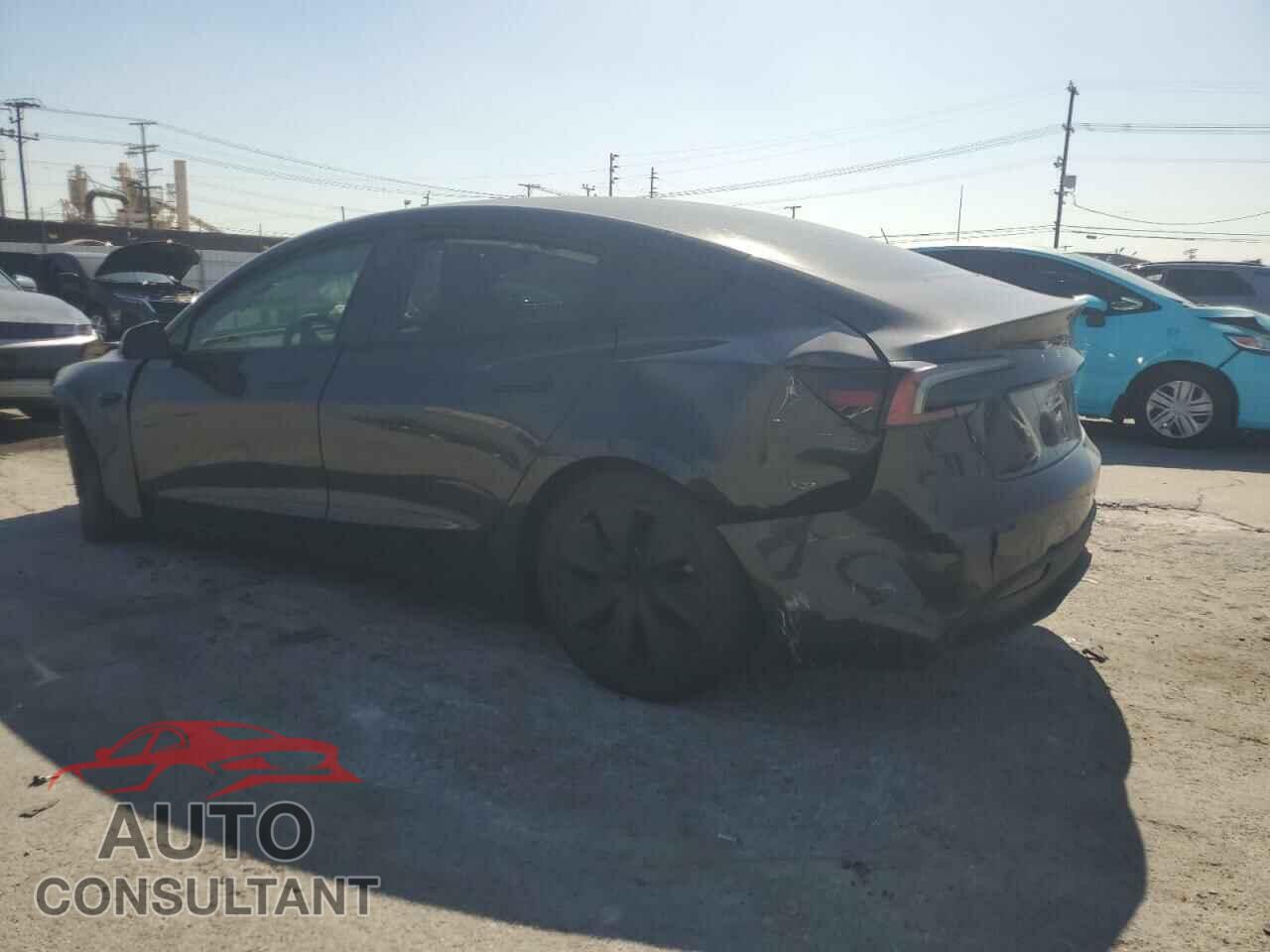 TESLA MODEL 3 2024 - 5YJ3E1EA3RF827849