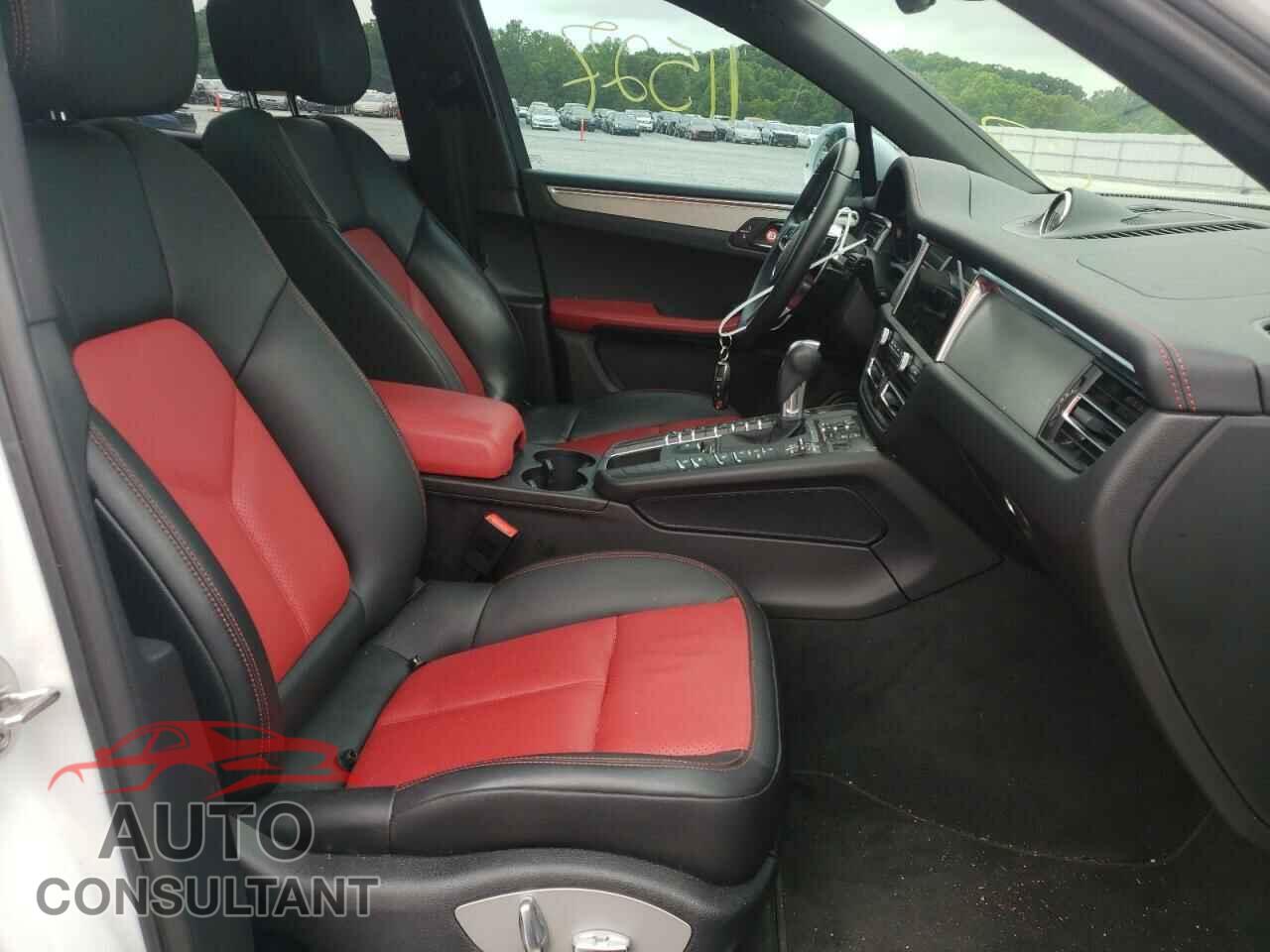 PORSCHE MACAN 2021 - WP1AA2A58MLB09428
