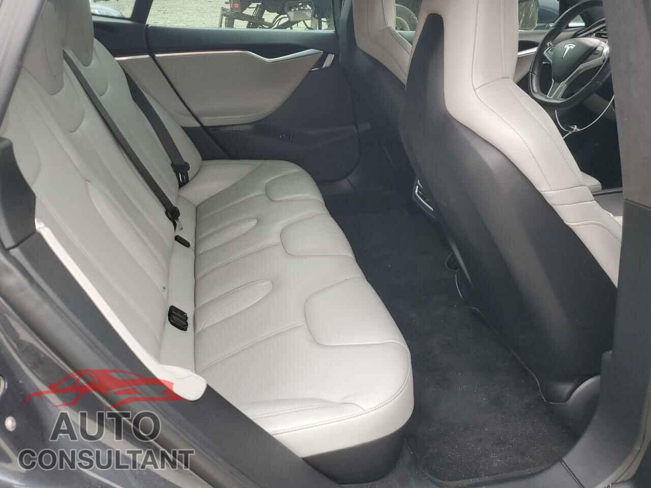 TESLA MODEL S 2016 - 5YJSA1E46GF143604