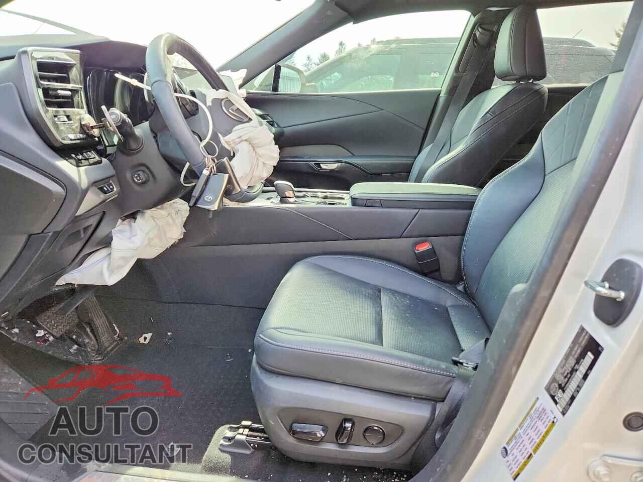 LEXUS UNKNOWN 2024 - 2T2BBMCA6RC034652