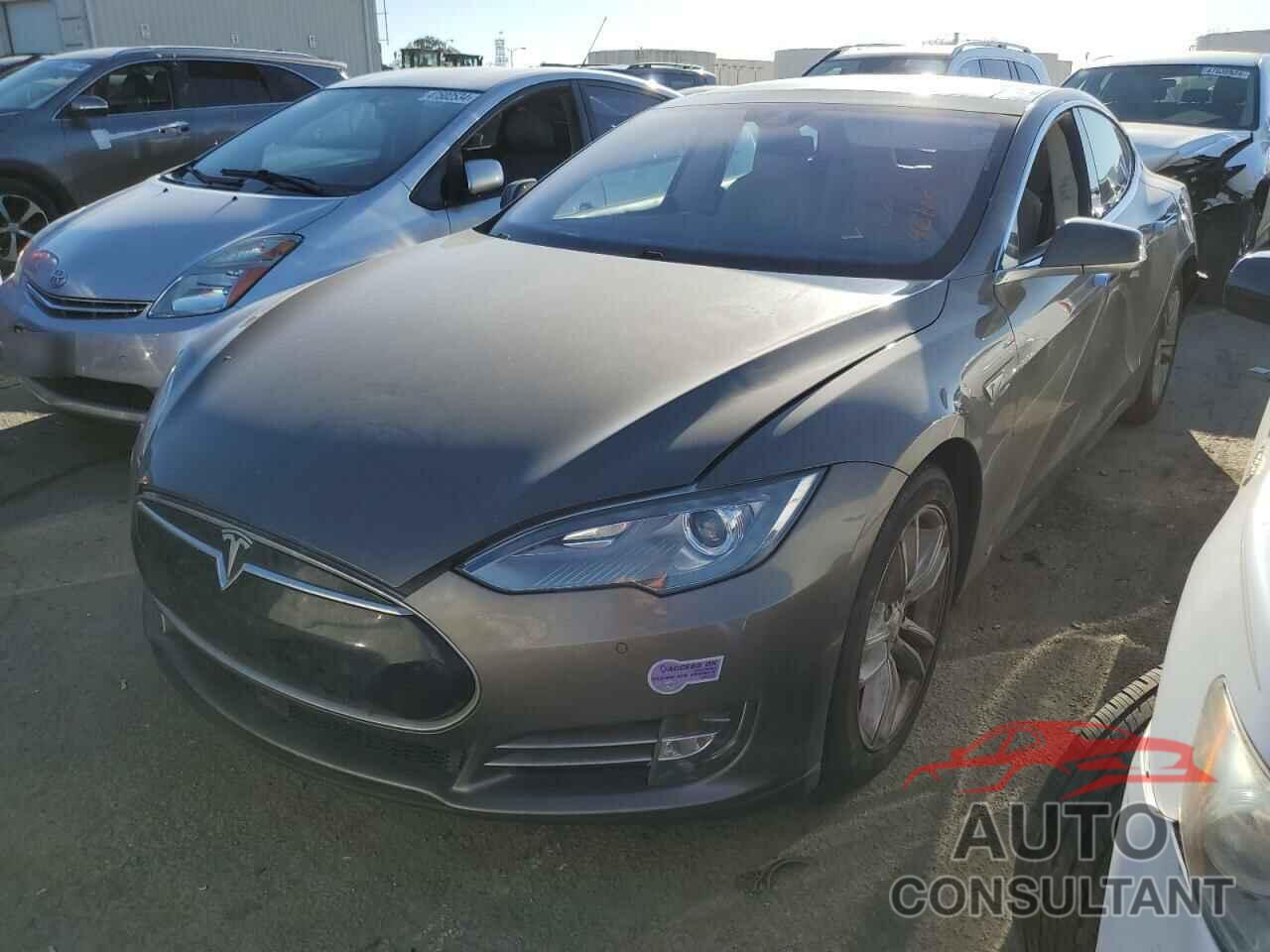 TESLA MODEL S 2016 - 5YJSA1E20GF129471