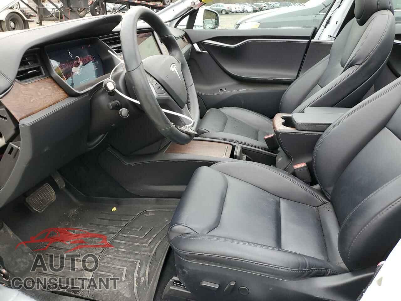 TESLA MODEL S 2020 - 5YJSA1E20LF413189