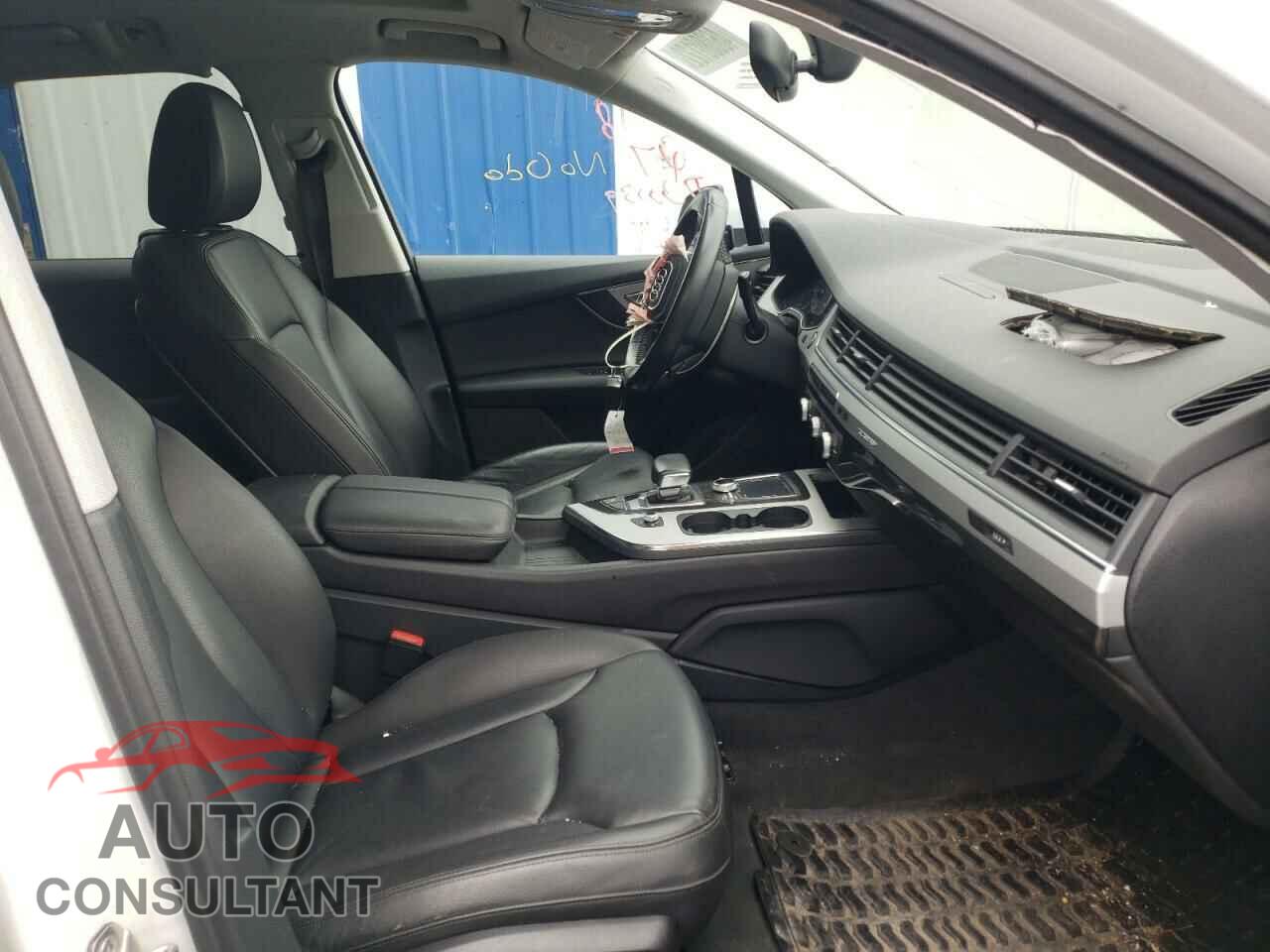 AUDI Q7 2018 - WA1AAAF73JD003684