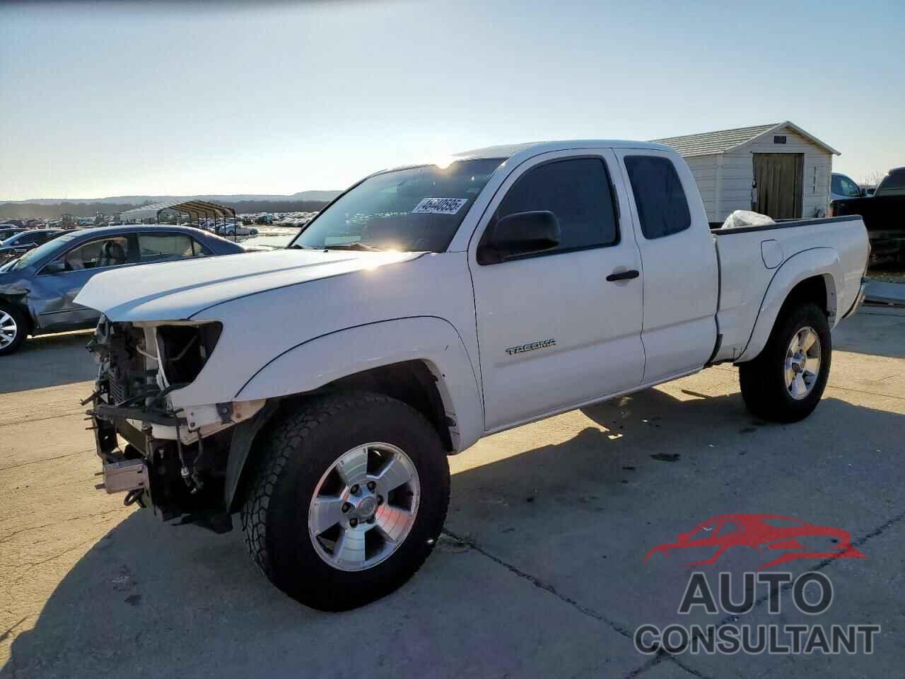 TOYOTA TACOMA 2011 - 5TFTU4GN1BX001582