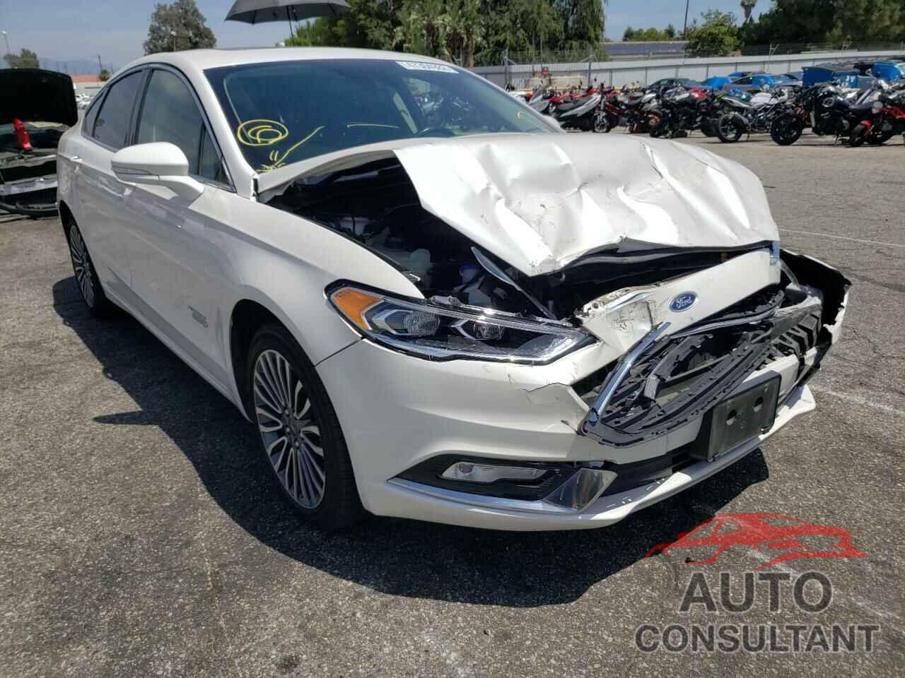 FORD FUSION 2018 - 3FA6P0SU0JR110916