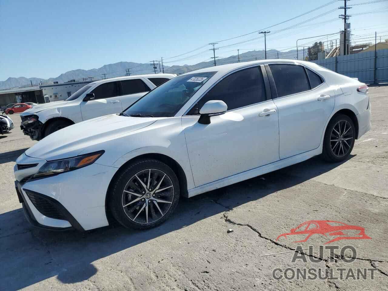 TOYOTA CAMRY 2023 - 4T1G11AK0PU775317
