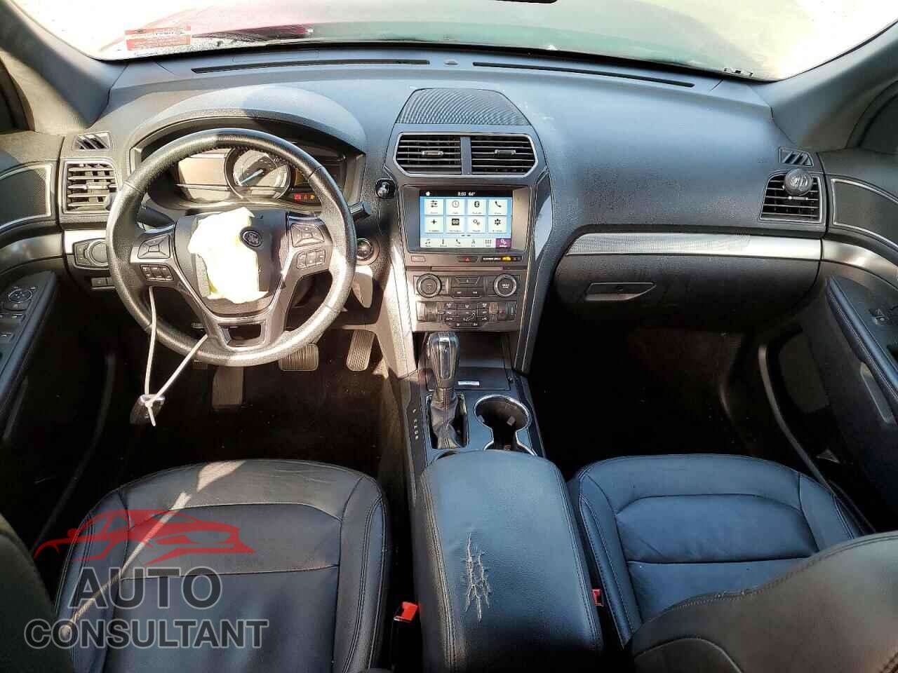 FORD EXPLORER 2018 - 1FM5K7D89JGB18173