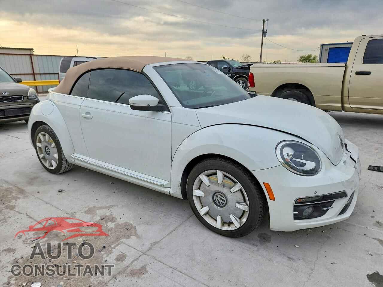 VOLKSWAGEN BEETLE 2019 - 3VW5DAAT3KM512731