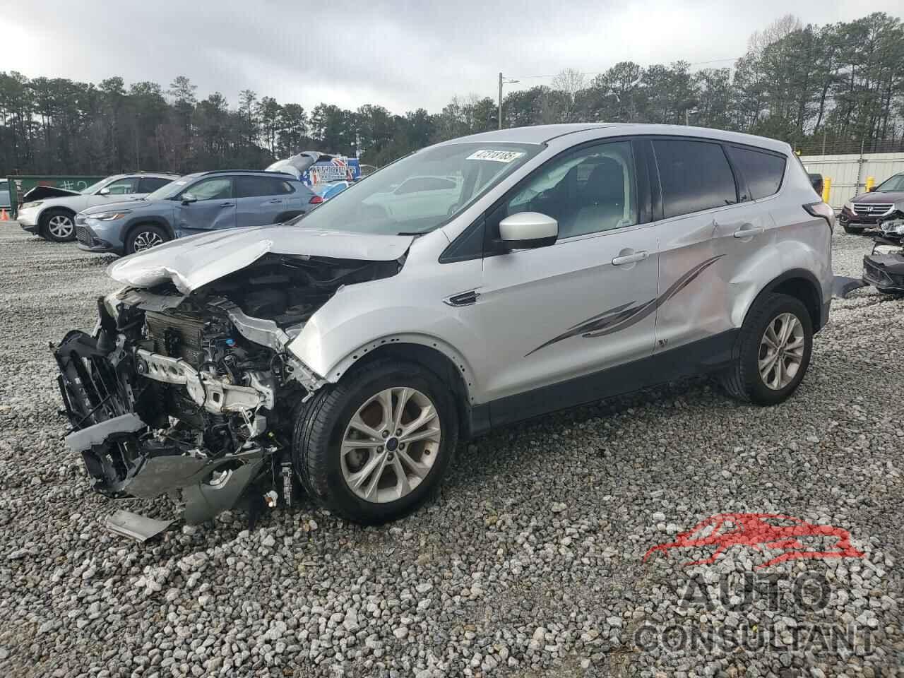 FORD ESCAPE 2017 - 1FMCU0GDXHUC79449