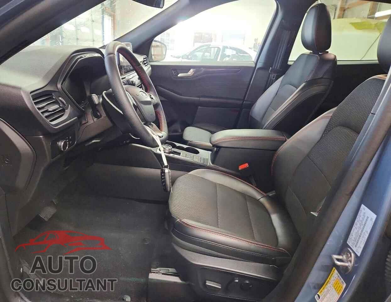 FORD ESCAPE 2025 - 1FMCU9MN4SUB28891