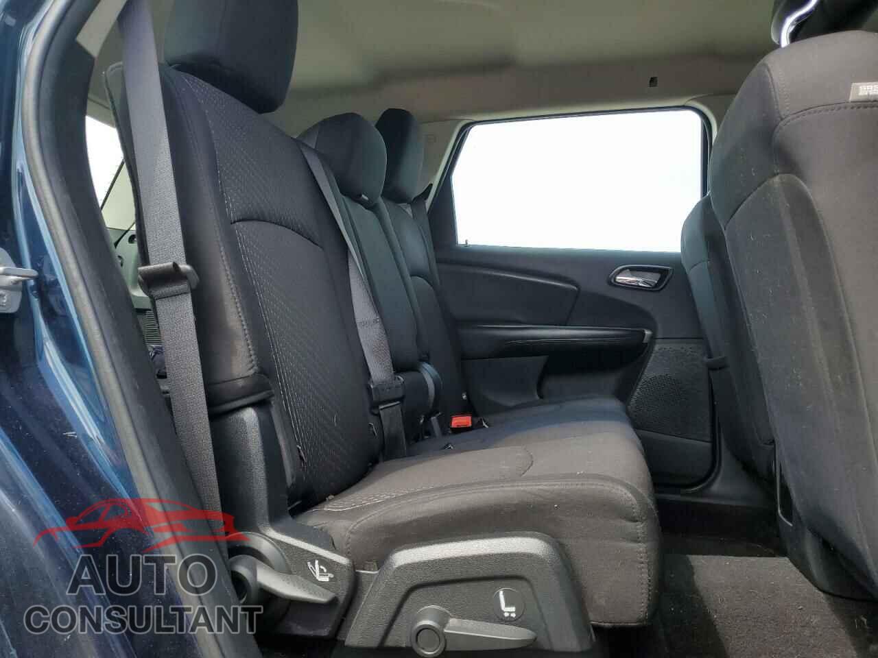 DODGE JOURNEY 2015 - 3C4PDCAB1FT592590