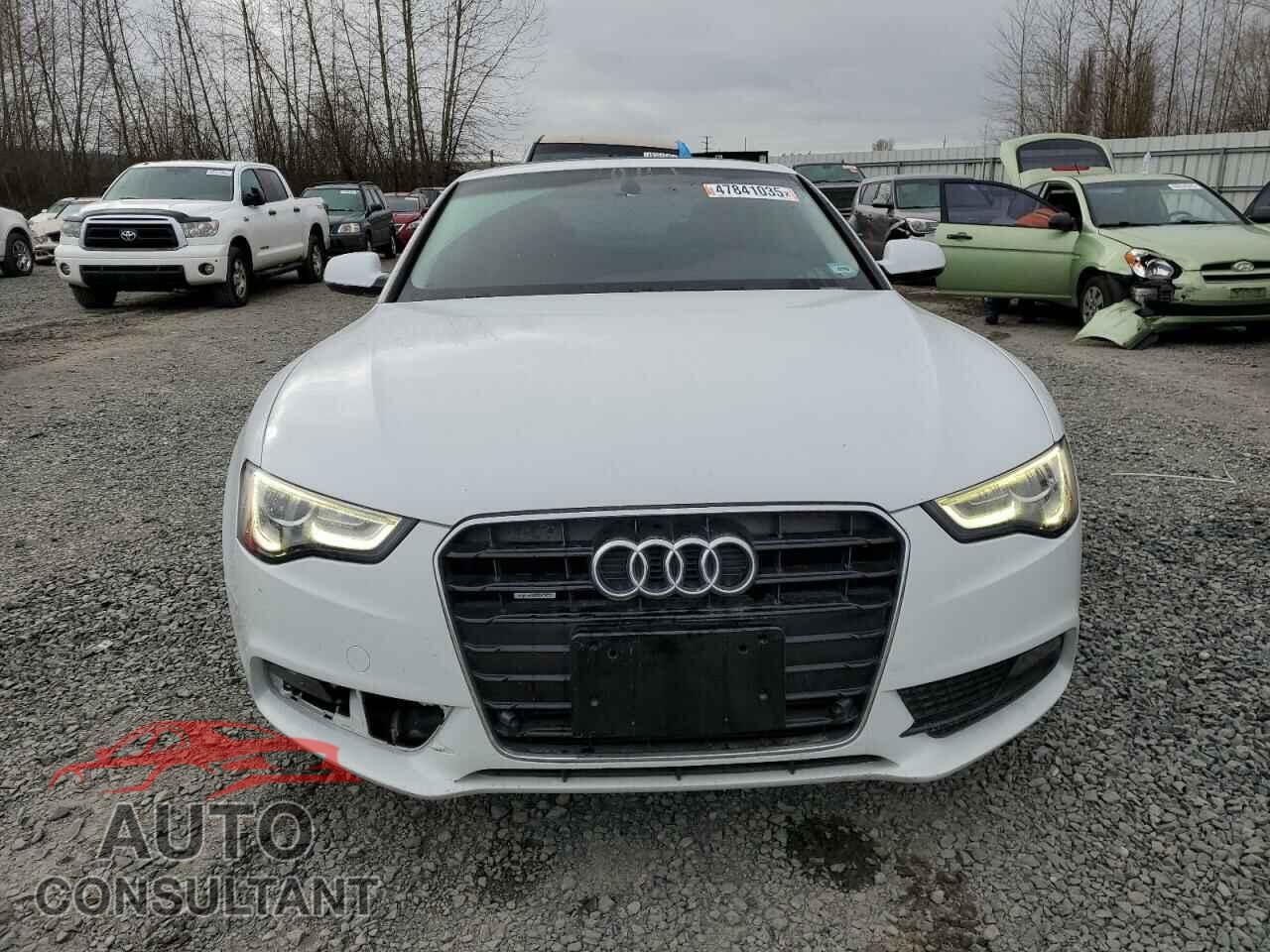 AUDI A5 2013 - WAULFAFR4DA064353