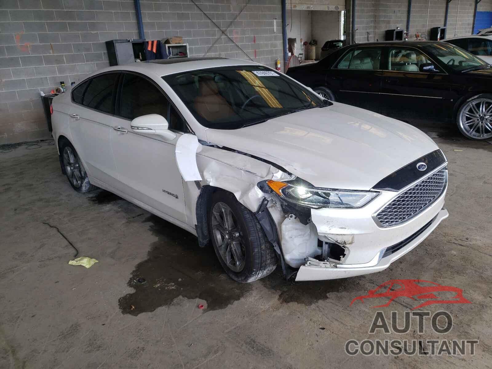 FORD FUSION 2019 - 3FA6P0RU7KR102349