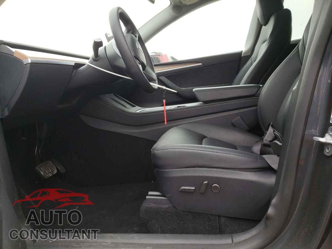 TESLA MODEL Y 2023 - 7SAYGDED1PF943434