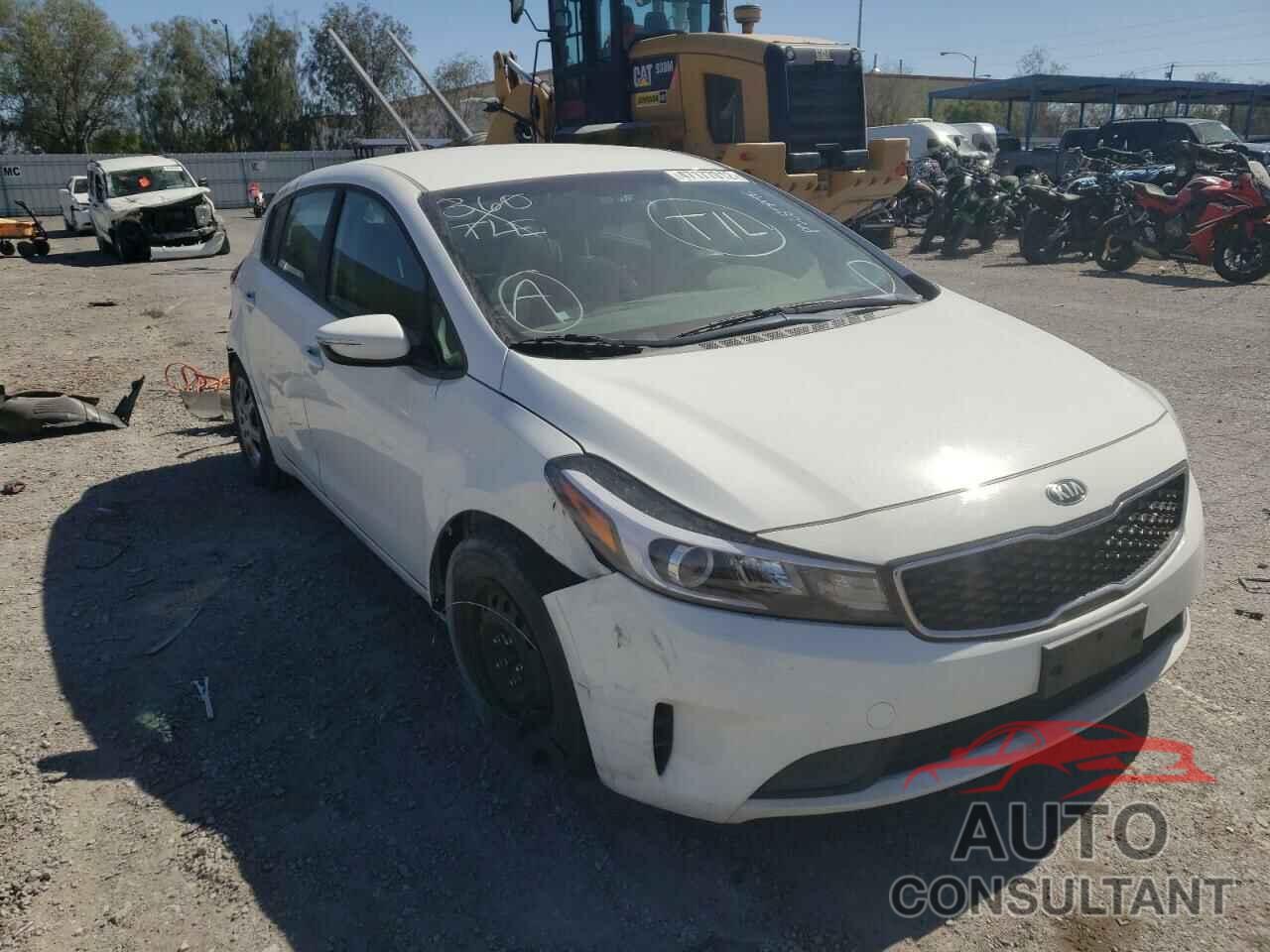 KIA FORTE 2017 - KNAFK5A81H5681173