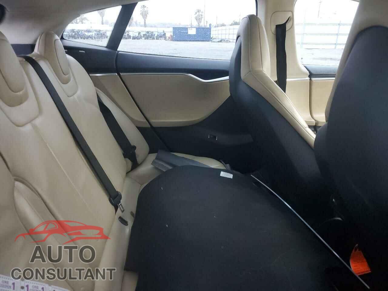 TESLA MODEL S 2013 - 5YJSA1DN1DFP07973